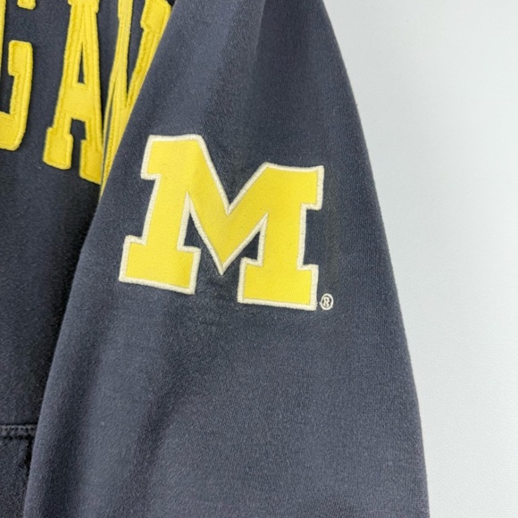 University of Michigan Full-Zip Hoodie – Colosseum Athletics – Size Large - Picture 4 of 7